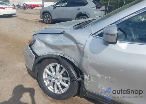 2020 Nissan Rogue Sv Intelligent Awd z USA, uszkodzony, nr VIN KNMAT2MV9LP517032